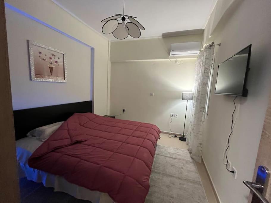 Elena S Apartment Меґара Екстер'єр фото